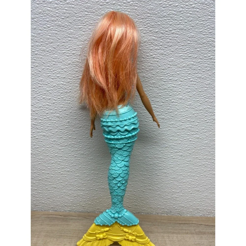 2017 Mattel Barbie Mermaid Doll Aqua Yellow Tail Coral Hair With Crown